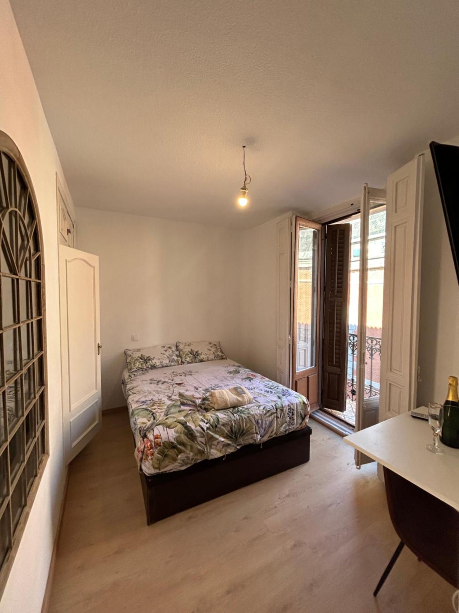 Room In Plaza Mayor مدريد المظهر الخارجي الصورة