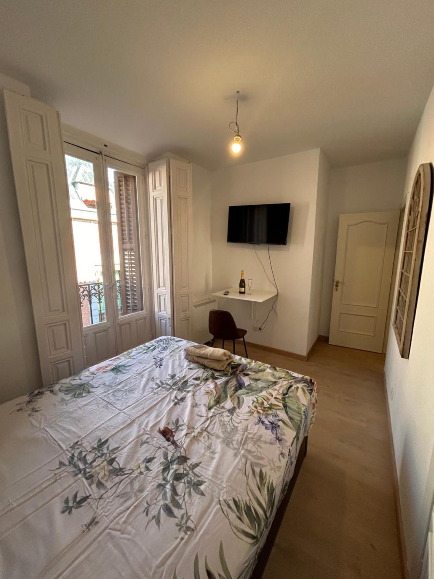 Room In Plaza Mayor مدريد المظهر الخارجي الصورة
